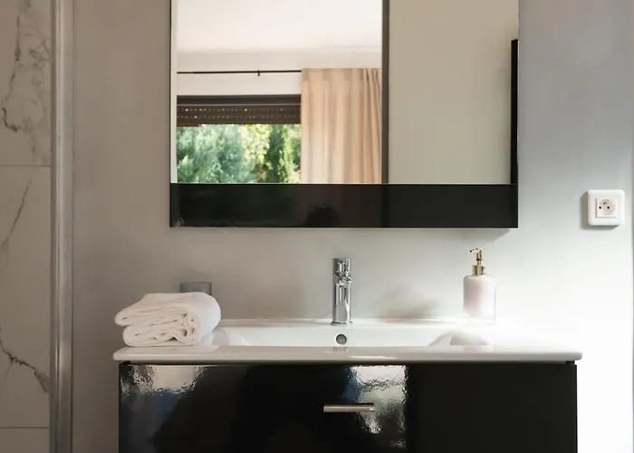 Villa Spinella - Tarra Zuria