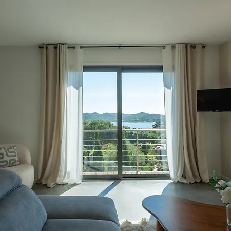 Spinella - Tarra Zuria Bonifacio (Corsica)