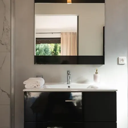 Villa Spinella - Tarra Zuria